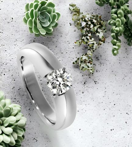 anillo-plata-solitario-con-circonita-alta-joyería-248_c8s9084 foto redes sociales