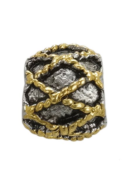 abalorio de plata bicolor fondo plata con trenzado cruzado plata chapada 015_BP042B