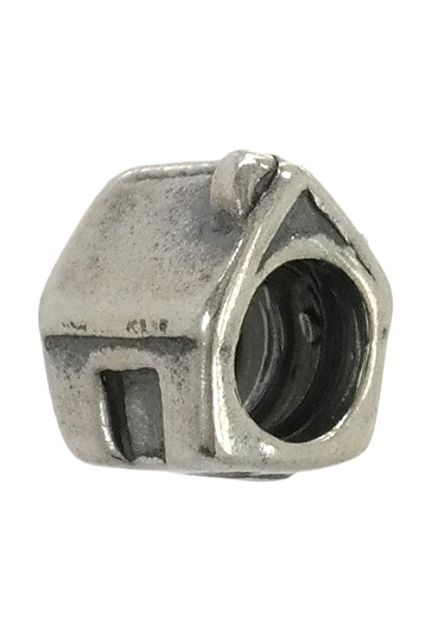 abalorio de plata forma de casa vista oblicua 015_S1-070