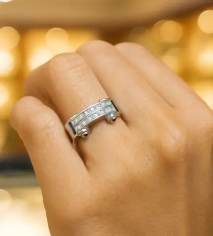 anillo-de-oro-blanco-con-brillantes-chevalier-005_00013-24_10