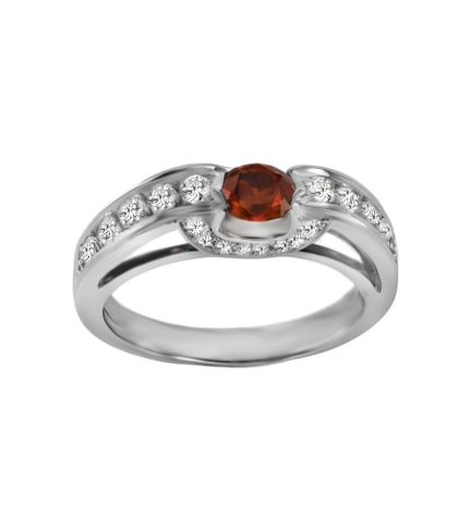 sortija de oro blanco 18 ktes con rubi y diamantes vista frontal 111_4707BR