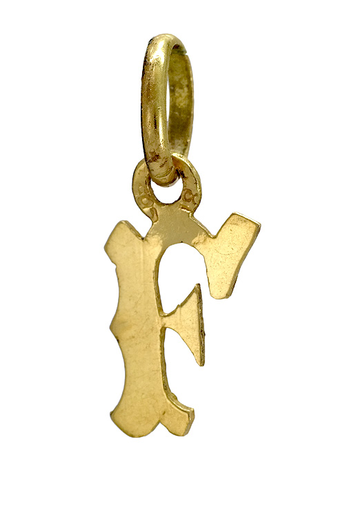 colgante de oro amarillo 18 kilates inicial F 173_INSIF