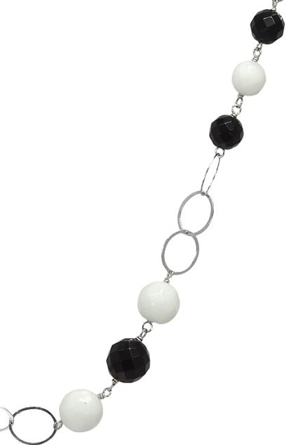 collar plata ley entrepiezas agatas blancas y negras vista en detalle 079_CN-CD8-F50808_01