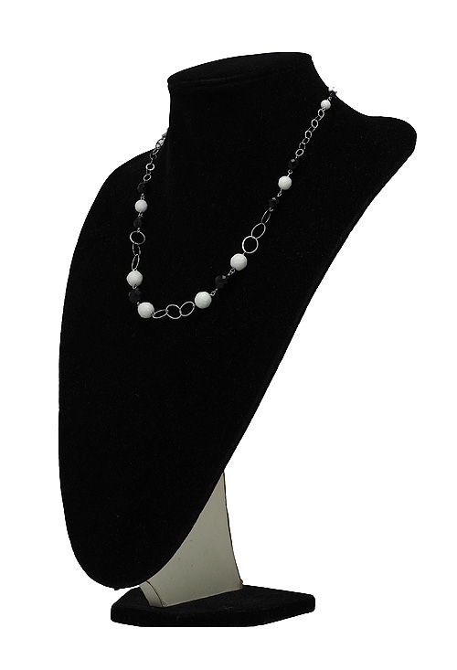 collar plata ley entrepiezas agatas blancas y negras vista en expositor 079_CN-CD8-F50808_02