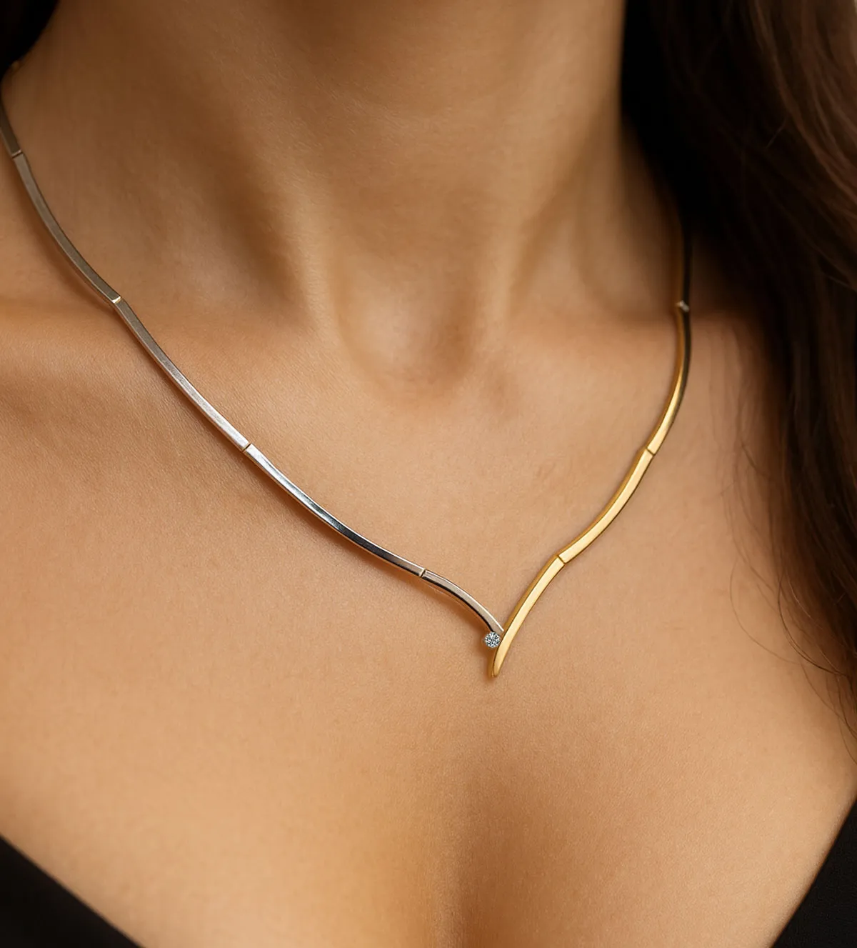 gargantilla-de-oro-blanco-y-amarillo-con-diamante-083_JI027_10