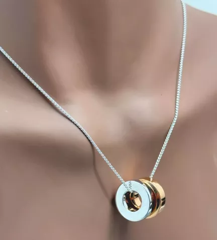 gargantilla de oro bicolor foto maniqui