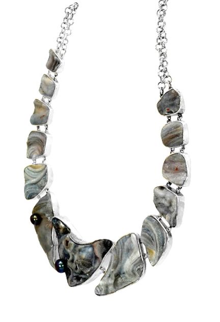 gargantilla-de-plata-con-agata-drusa-y-perlas-negras-vista-lateral-precio-muy-barato-046_005811N_01