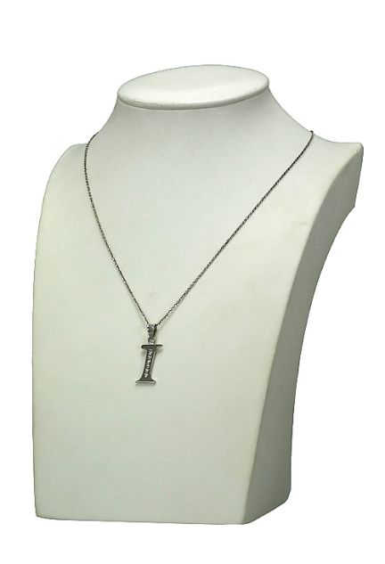 gargantilla de plata inicial I vista en expositor 022_CON77007-I_01