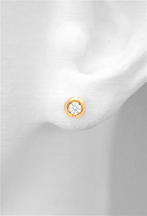 marillo 18 kilates y diamantes tipo chaton con sistemas de presion foto modelo oreja 139_58360102_02