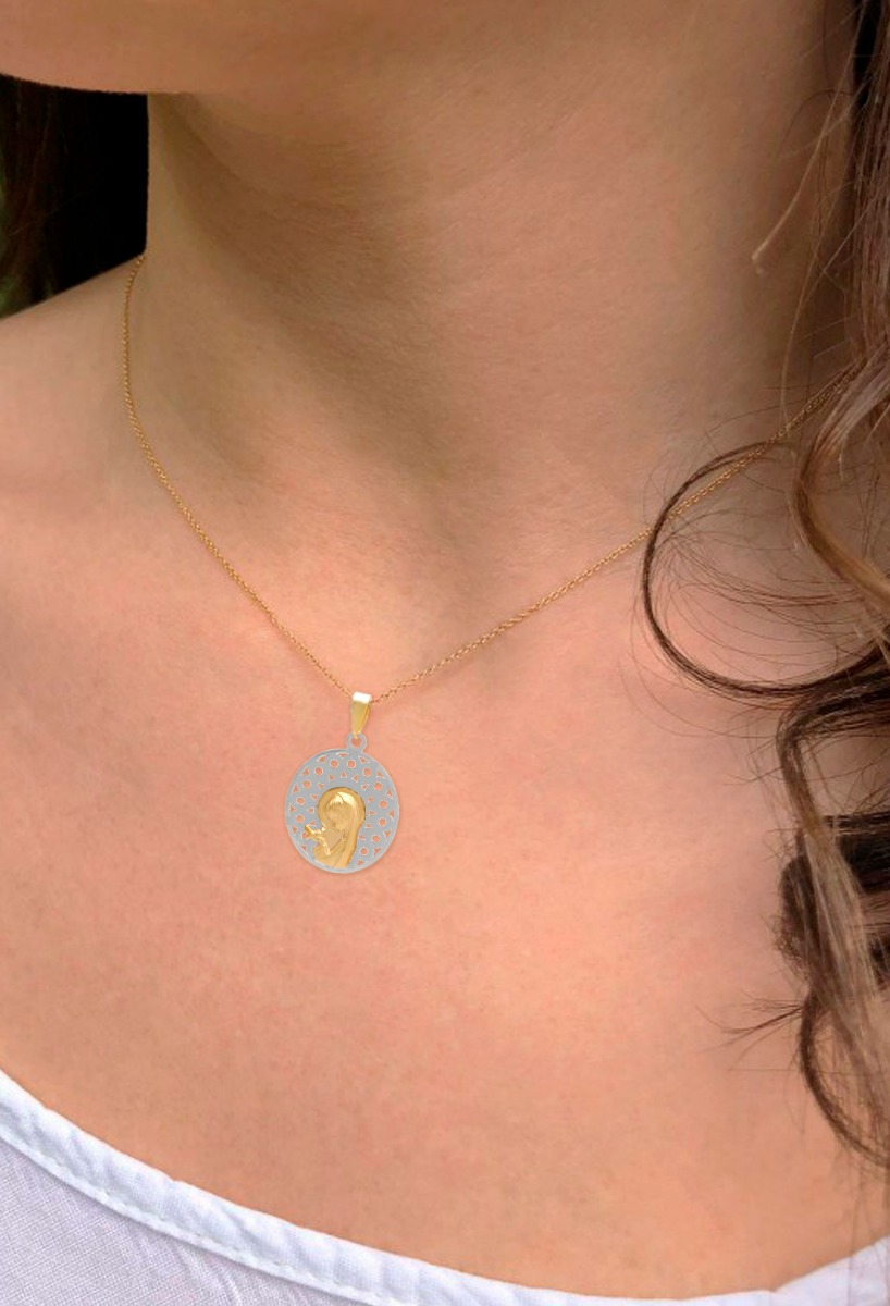 medalla oro 18k bicolor virgen niña vista modelo