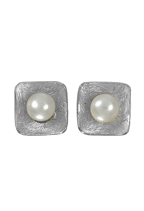 pendientes de plata y perla cultivada foto frontal 200_P001-2