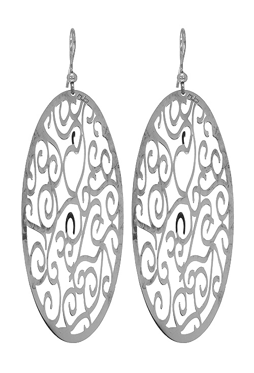 pendientes largos de plata de ley forma ovalada toda calada adornos arabes vista de frente 144_ART6