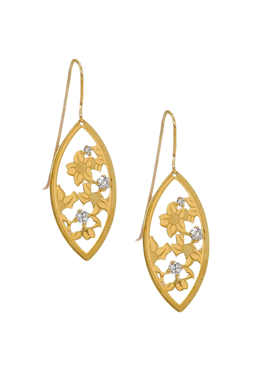 pendientes largos de oro amarillo 18 ktes grabado y corte laser forma ojival vista frontal