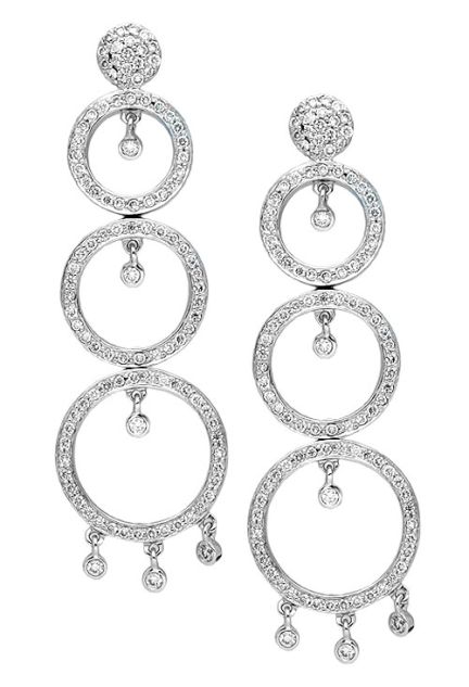 pendientes largos oro blanco 18 kilates con 220 diamantes vista frontal precio especial muy barato en joyeria online