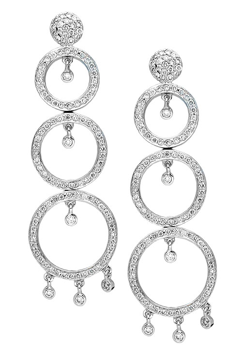 pendientes largos oro blanco 18 kilates con 220 diamantes vista frontal precio especial muy barato en joyeria online