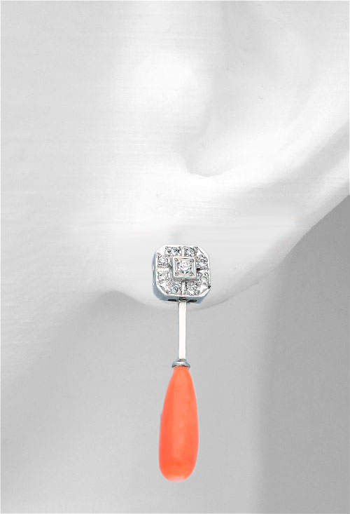 pendientes largos oro blanco 18 kilates con diamantes talla brillante y corales finos del mediterraneo precio de ocasion joyeria online foto en expositor modelo oreja 078_F2271002PL_02