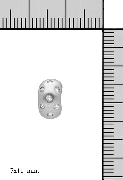 pendiente oro blanco 18 kilates condiamantes forma tripa fotografia con medidas reales