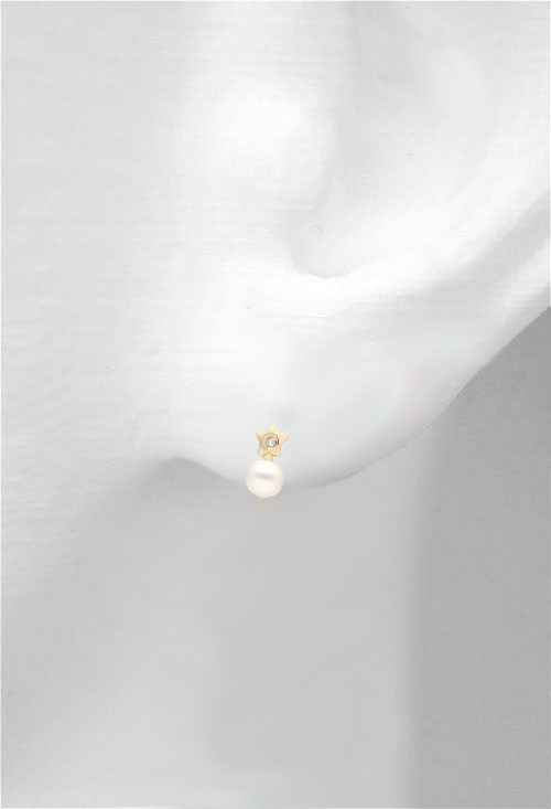 pendientes para recien nacida o nina pequena perla cultivada y diamante sobre oro amarillo 18 ktes foto maniqui oreja 099_1481_02