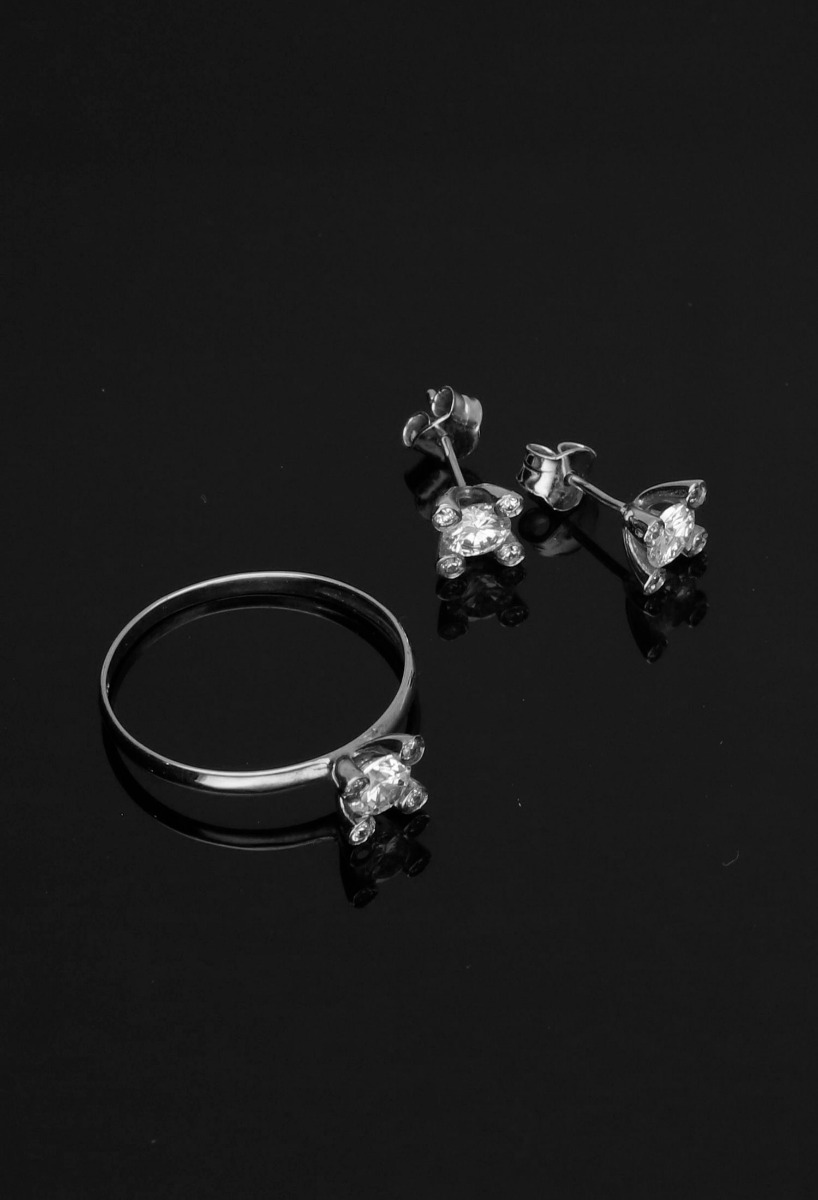 pendientes oro blanco circon en garra de circonitas toma sin recortes