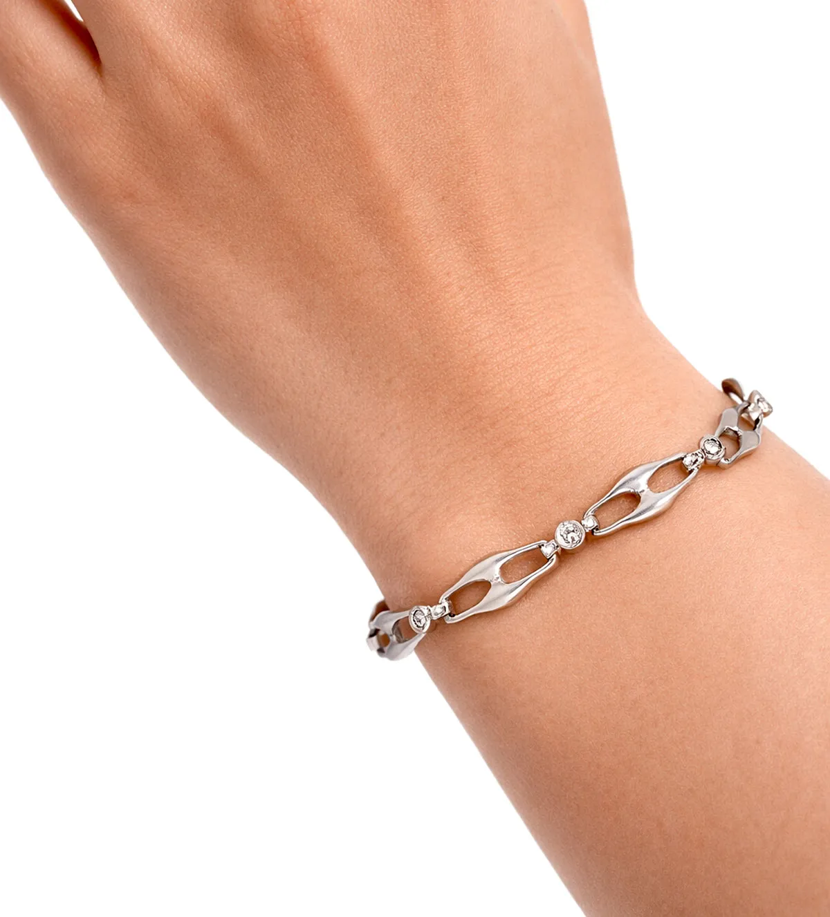 pulsera de blanco 18k con diamantes naturales talla brillante eengastados en boquillas 192_Z4523_10