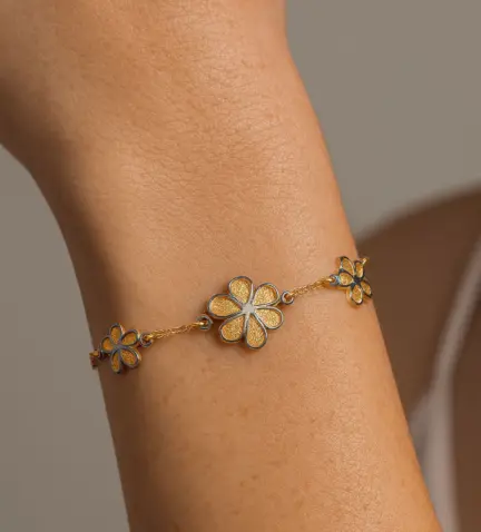 pulsera-de-oro-18k-bicolor-037_p50192 modelo mano