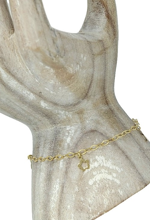 pulsera_oro_amarillo_18_ktes_eslabones_forzados_con_fetiches_forma_de_flor_vista_maniqui_057_09131_04
