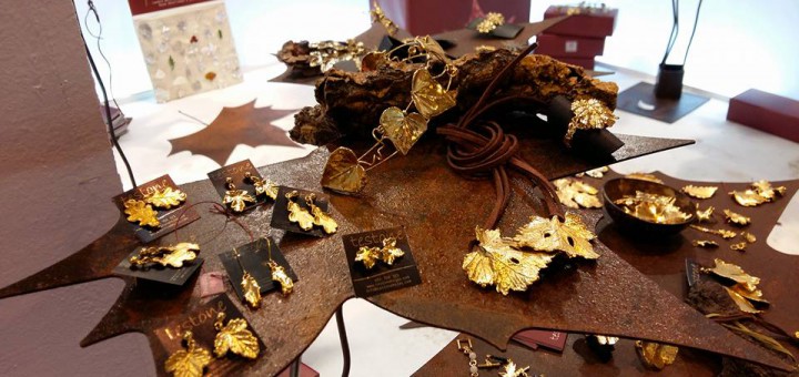 Hojas de arbol metalizadas 3 720x340 2