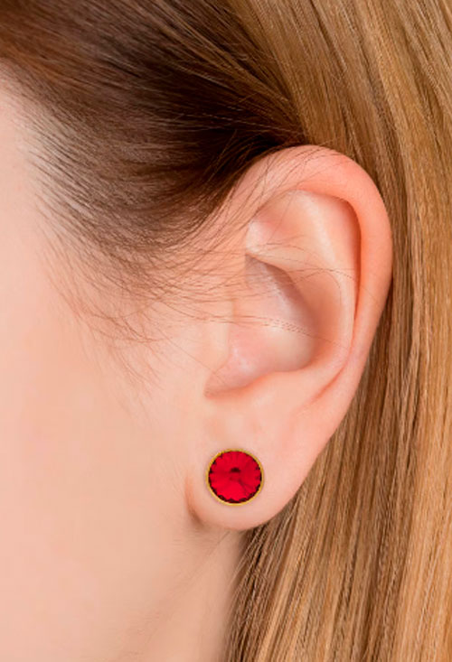 Pendientes de plata con cristal checo Light Siam 273_A2791-23T puesto