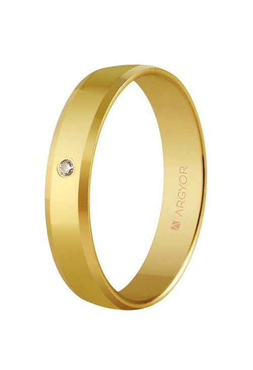 Alianza boda de oro 18 ktes con diamante 0 01ct