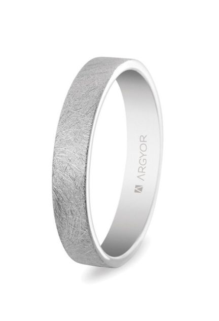 Alianza de oro blanco 18 ktes. 4mm con textura hielo 5B40150H