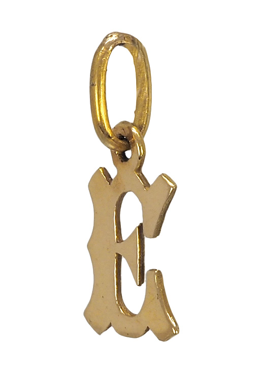 inicial oro amarillo 18 kilates letra E foto oblicua 173_INSIE_01