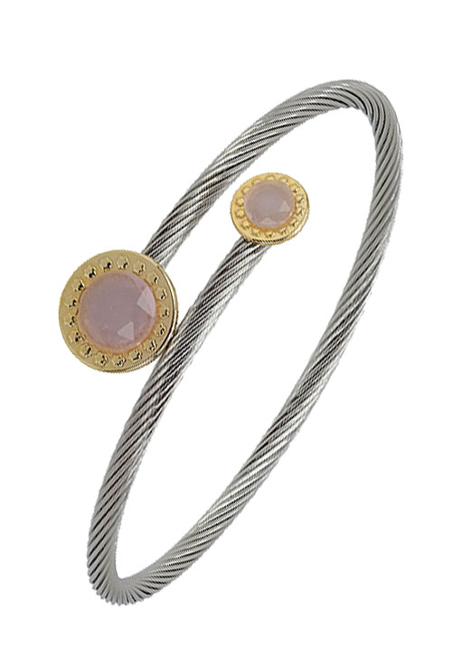 pulsera de acero y oro, aro rígido con terminales circulares de cuarzos rosas con bisel de oro