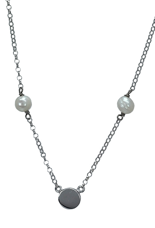 Gargantilla de plata con motivo circular y 2 perlas 266_024346-1-1