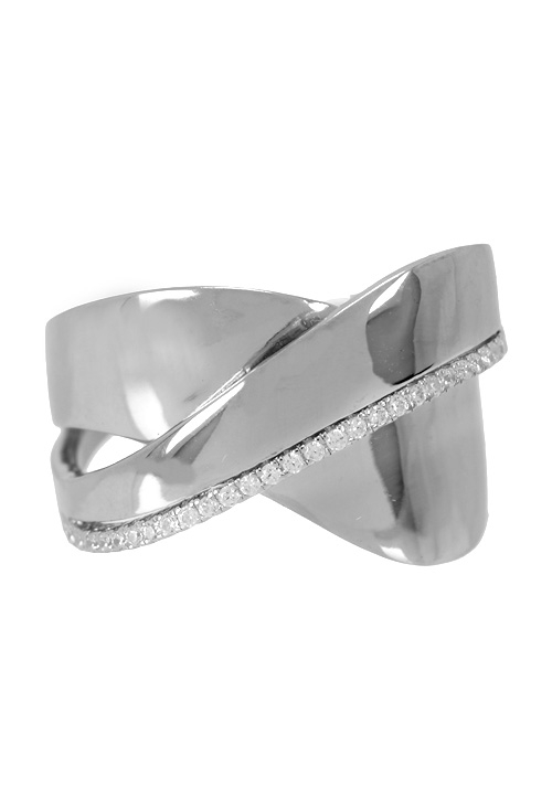 anillo de plata y circonitas bandas cruzadas foto frontal 271_PANI1779
