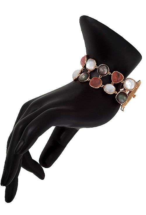 brazalete plata chapada y cuarzos de diferentes tonos alta joyeria en plata vista expositor 252_BB3224-CC-NB-AVA (Pulseras)