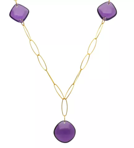 collar de oro con entrepiezas amatistas vista frontal