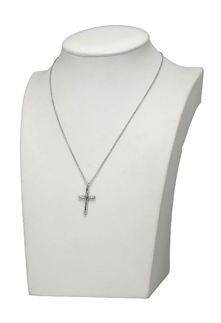 cadena y cruz de plata vista en expositor 266_023606-1-1_01