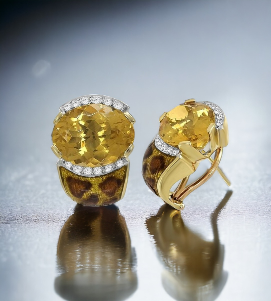 pendientes oro y diamantes esmalte a fuego piel de jaguar vista RRSS