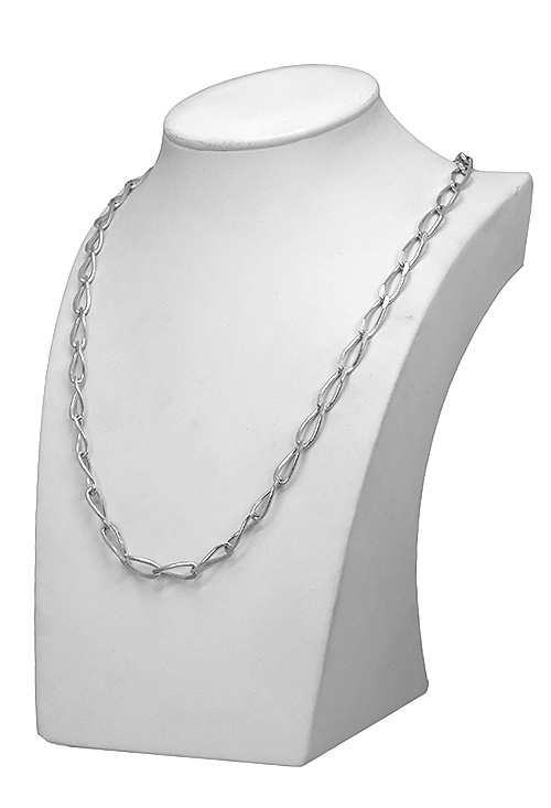 collar de plata eslabones bilbao 60 cm de largo vista expositor 037_CP-14881_02