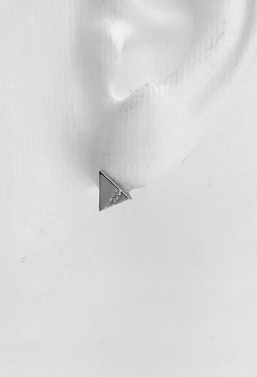 pendientes plata forma de triangulo vista maniqui 280_2022834_02