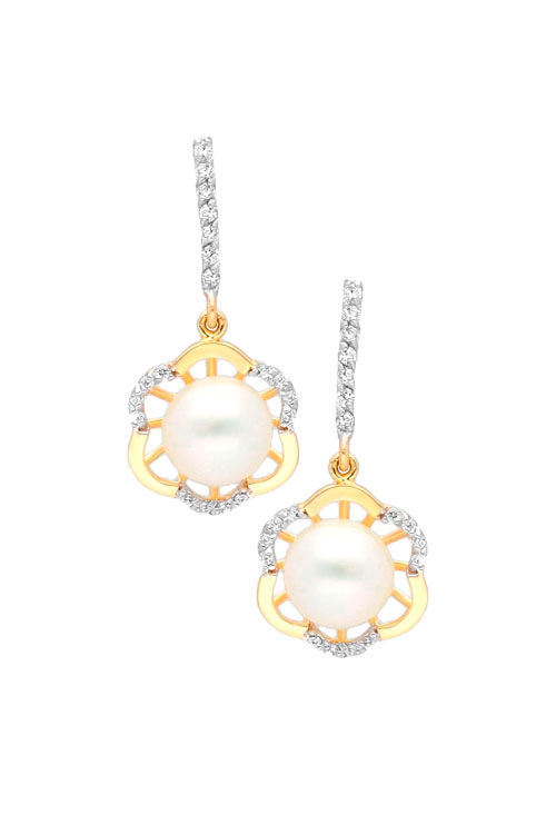pendientes largos oro 18 kilates con perlas cultivadas y circonitas vista frontal