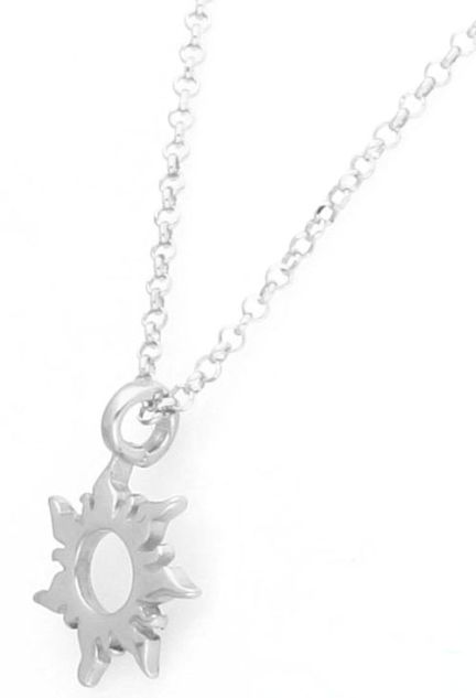 gargantilla de plata cadena rolo y motivo sol fotografia para joyeria online toma lateral