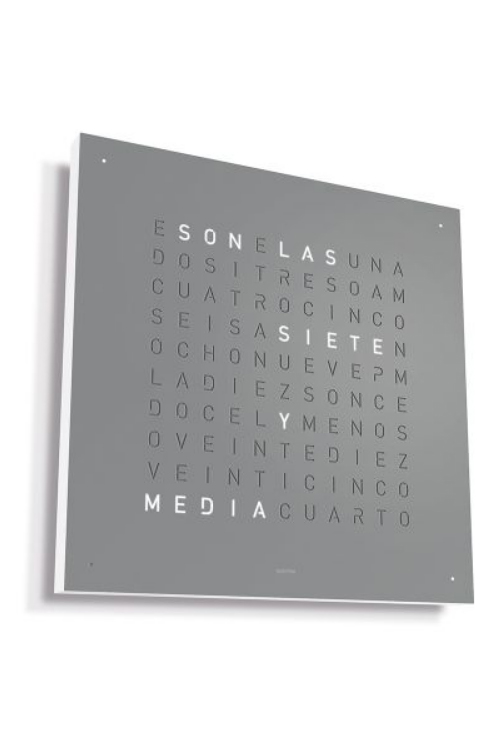 Qlocktwo Stainless Steel Grey Pepper reloj de pared letras ladeado