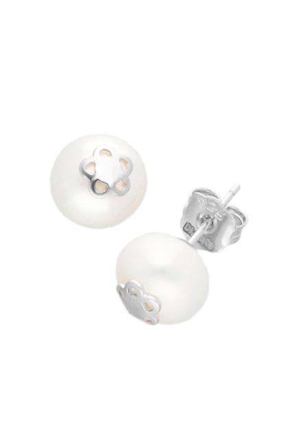 pendientes de plata y perla con motivo flor fotografia toma lateral presiones