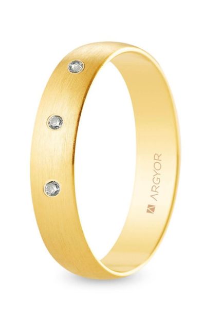 Alianza de oro clásica 4.50 mm. con 3 diamantes Argyor A45RS3D