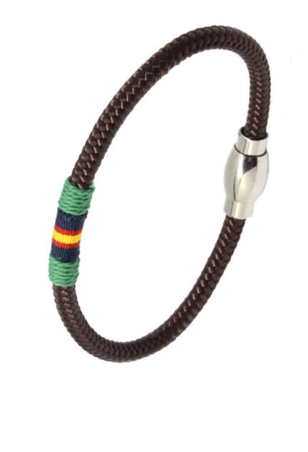 Pulsera bandera España en marrón con hilo verde 116-1I-1RR