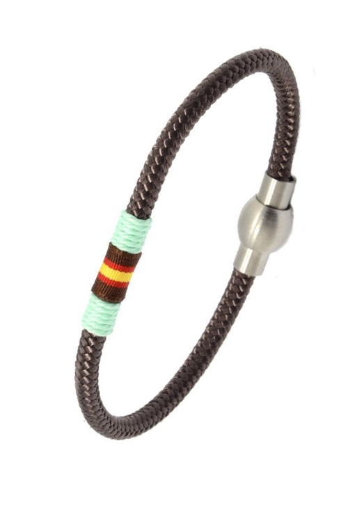 Pulsera bandera España en marrón con hilo verde claro 116-1I-1JJ