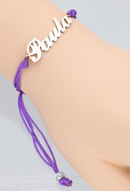Pulsera de plata para Paula foto modelo cadena cordon algodon morado