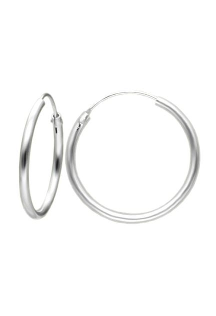 criolla de plata 18 mm de diámetro y 2 mm de grueso fotografia para joyeria online toma primera