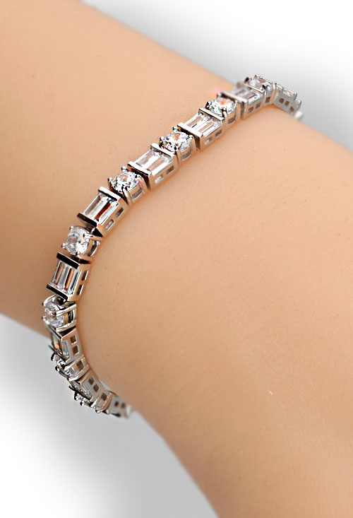 pulsera plata tipo riviere con circonitas fotografia modelo